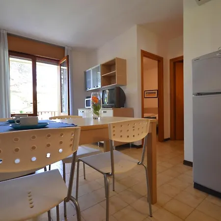 Villaggio Dei Gelsomini דירה ביביונה