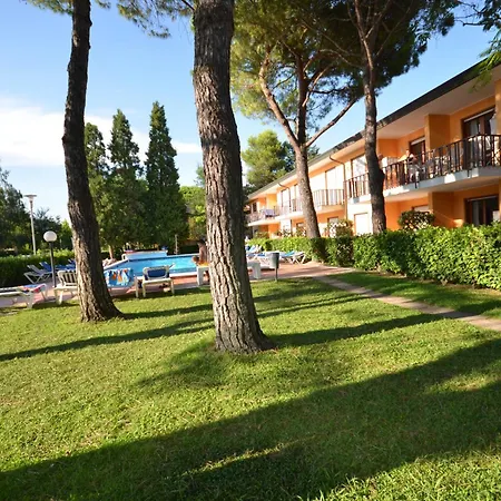 Villaggio Dei Gelsomini * ביביונה
