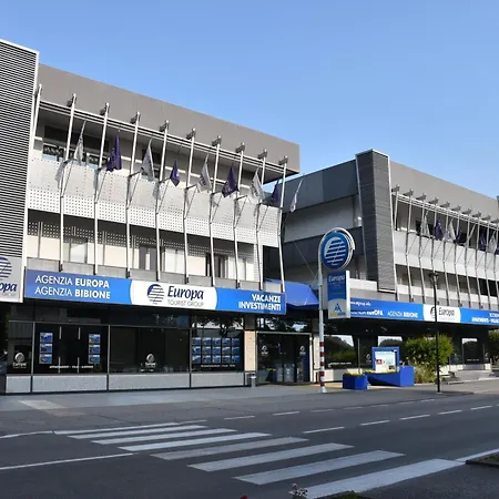 דירה Villaggio Dei Gelsomini ביביונה